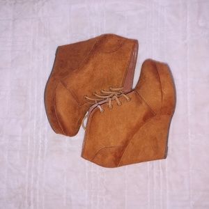 Suede wedge bootie